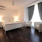 Perla Sudului - *