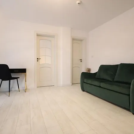Apartment Perla Sudului - *