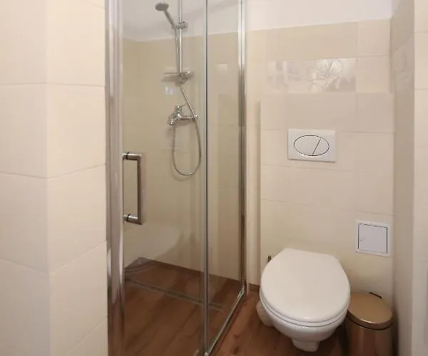 Perla Sudului - Апартаменти *